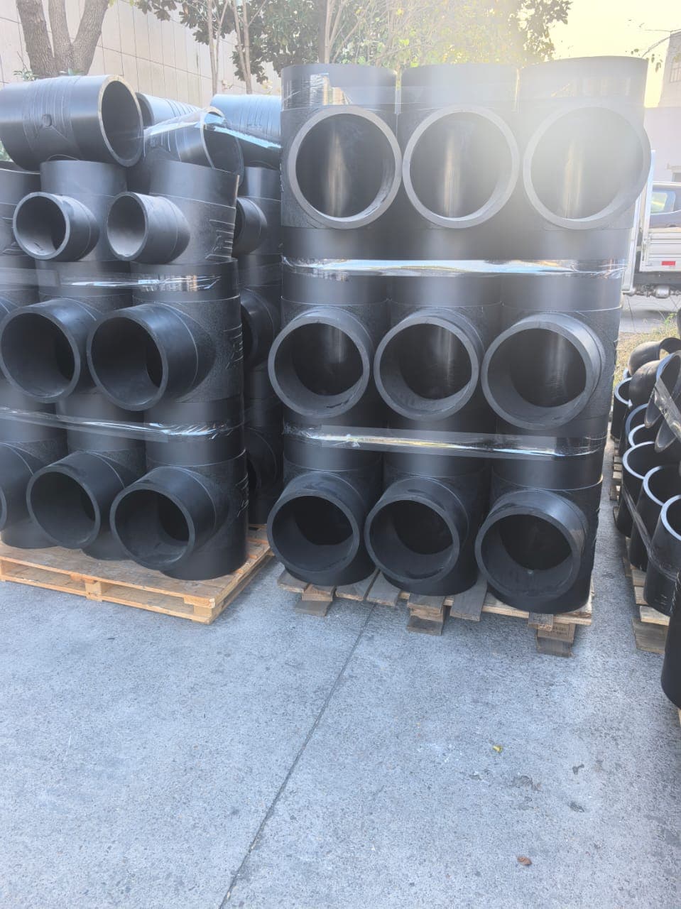 Packaged Heavy Fittings