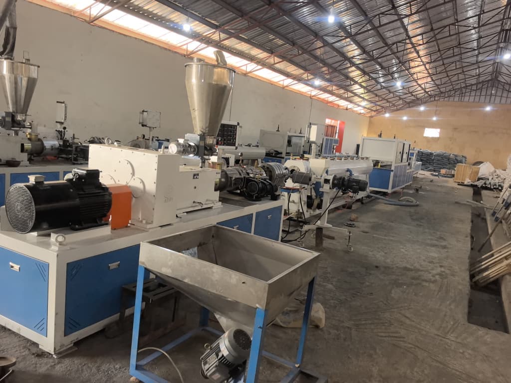 Factory Extrusion Floor